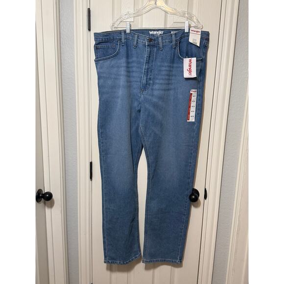 Wrangler Jeans 44x34 Relaxed Fit Straight Leg NWT Classic Blue Denim